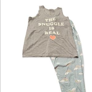 This is a pajama set from jcpenny.